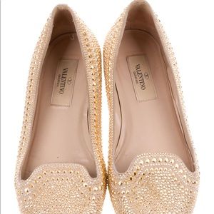 Valentino Garavani Embellished Round Toe Flats